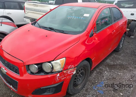 2015 Chevrolet Sonic Ls Auto из США, поврежденный, VIN 1G1JA5SH2F4138408